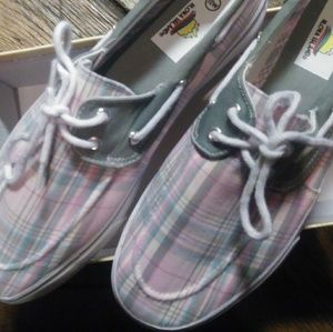 Ladies slide in Aloha Island deck shoes